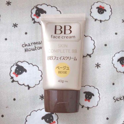 DAISO BBフェイスクリームのクチコミ「【ダイソー】
✱BBフェイスクリーム ベージュ
🚓美容液や化粧下地、ファンデーションがひと.....」(1枚目)