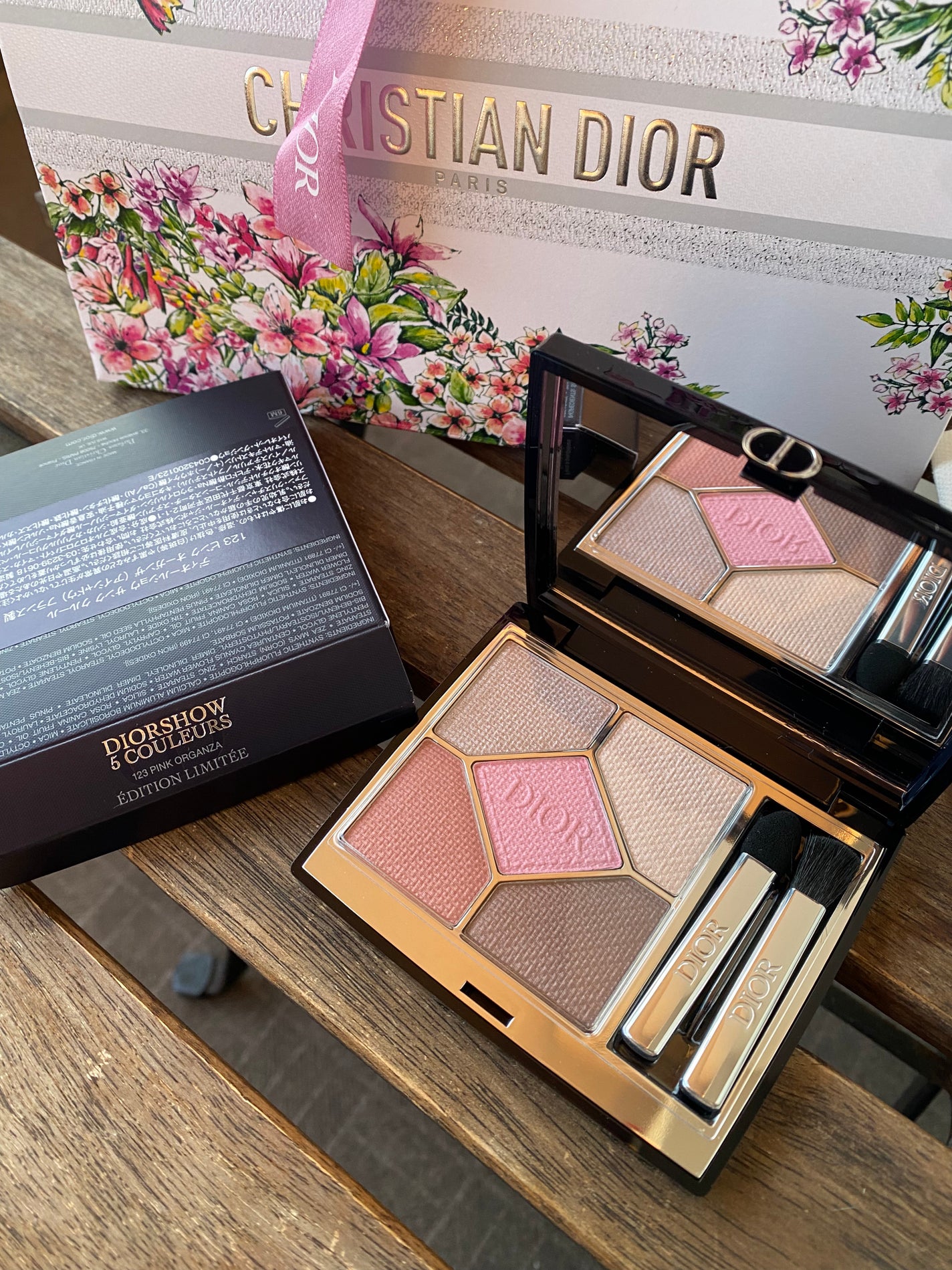 【旧】ディオールショウ サンク クルール (スプリング コレクション 2024 限定品)/Dior/アイシャドウを使ったクチコミ(1枚目)