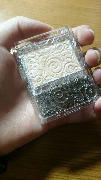 パールグロウハイライト/CEZANNE/パウダーハイライトを使ったクチコミ(1枚目)