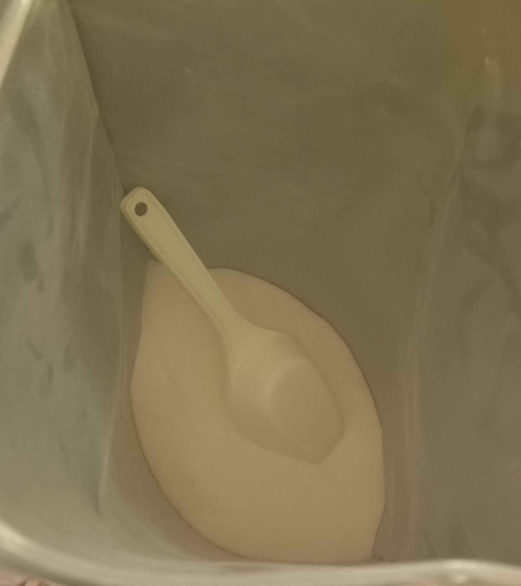 フレモ バスパウダー グレイスサンダルウッド/FLEMO/無機塩系入浴剤を使ったクチコミ（1枚目）