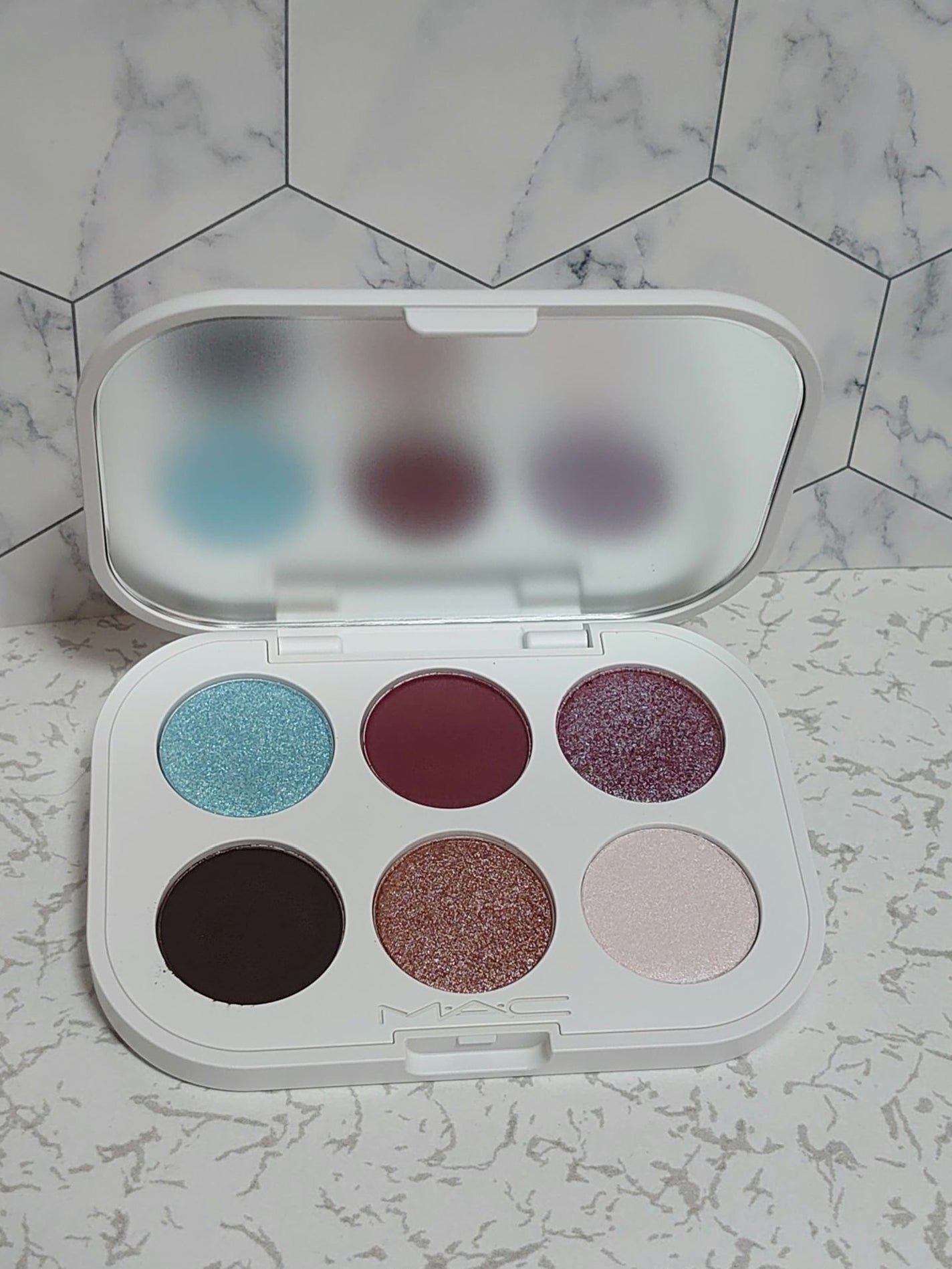 スコール ゴールズ アイシャドウ パレット × 6/M・A・C/アイシャドウパレットを使ったクチコミ(1枚目)
