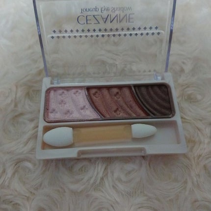 トーンアップアイシャドウ/CEZANNE/アイシャドウパレットを使ったクチコミ(2枚目)