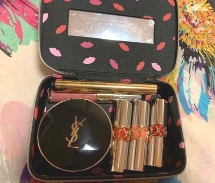 オリジナルバニティ/YVES SAINT LAURENT BEAUTE/化粧ポーチを使ったクチコミ(4枚目)