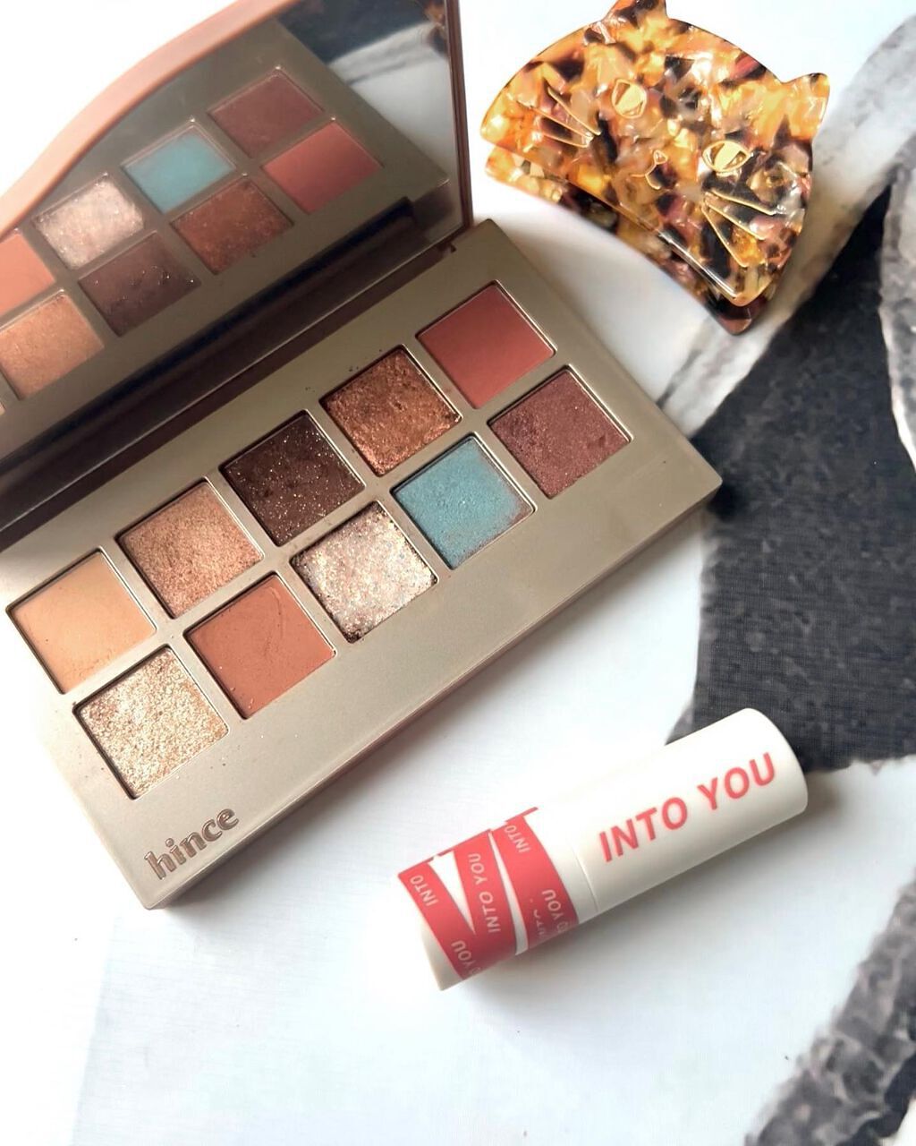 ニューデップスアイシャドウパレット/hince/アイシャドウパレットを使ったクチコミ（2枚目）