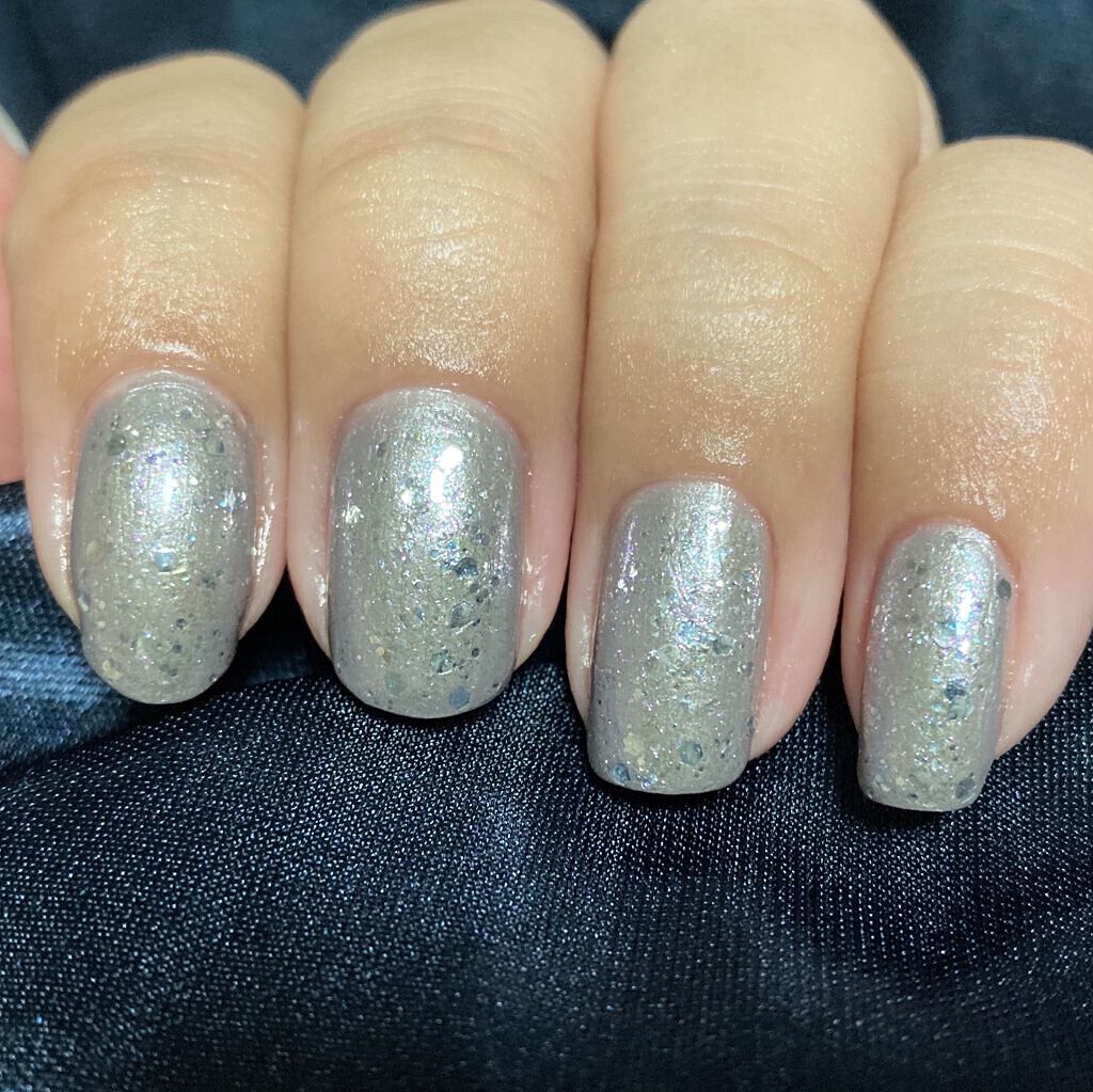 ネイル エナメル 046 グレー系パール/ちふれ/マニキュアを使ったクチコミ（1枚目）