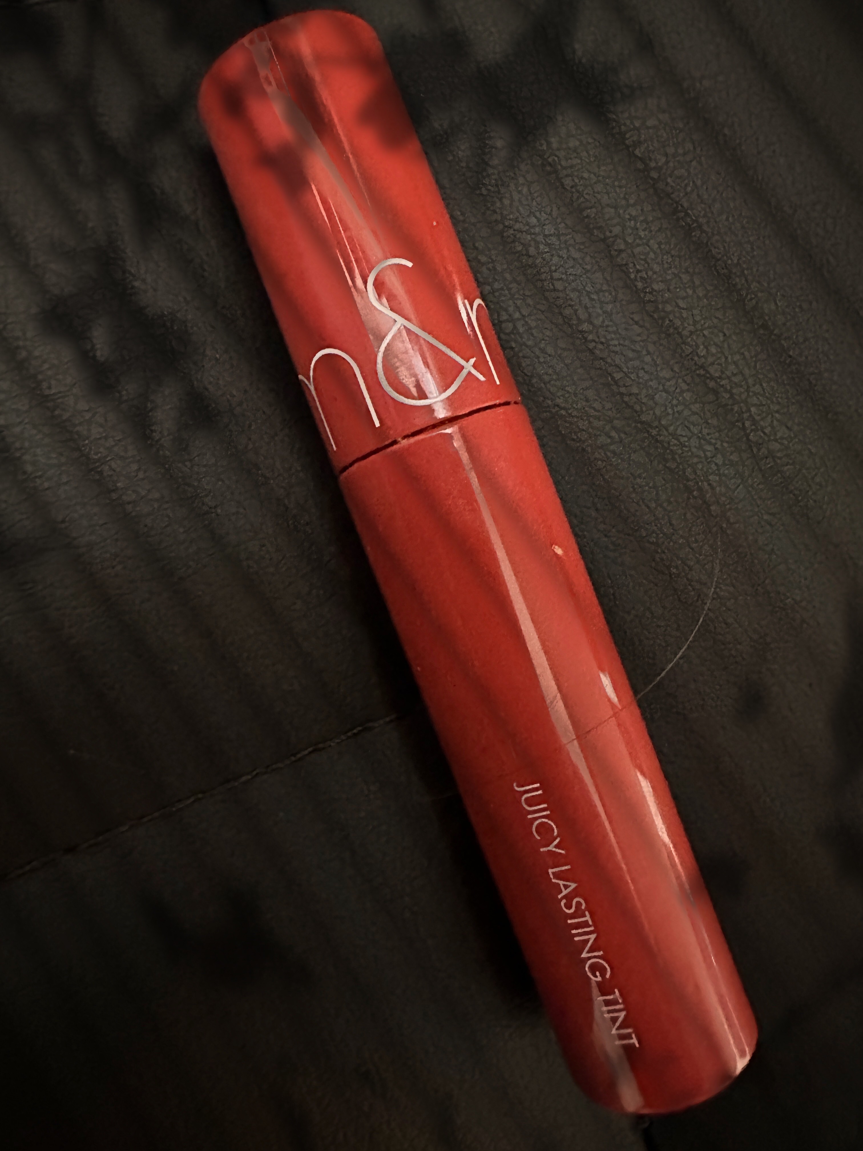 ジューシーラスティングティント/rom&nd/リップティントを使ったクチコミ（1枚目）