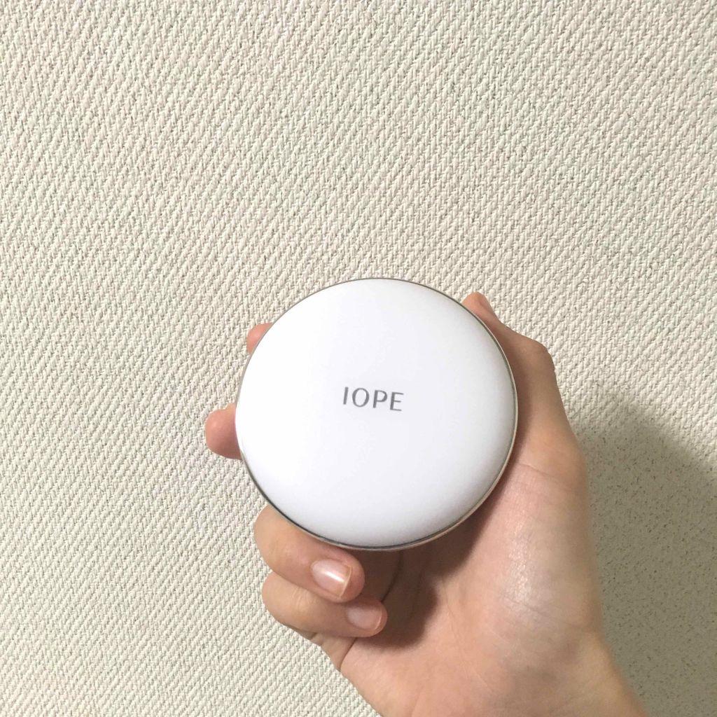IOPE エアクッション マットロングウェアのクチコミ「IOPEのクッションファンデーションの、
マットロングウェア、カラーは21のバニラです🍎

マ.....」（1枚目）