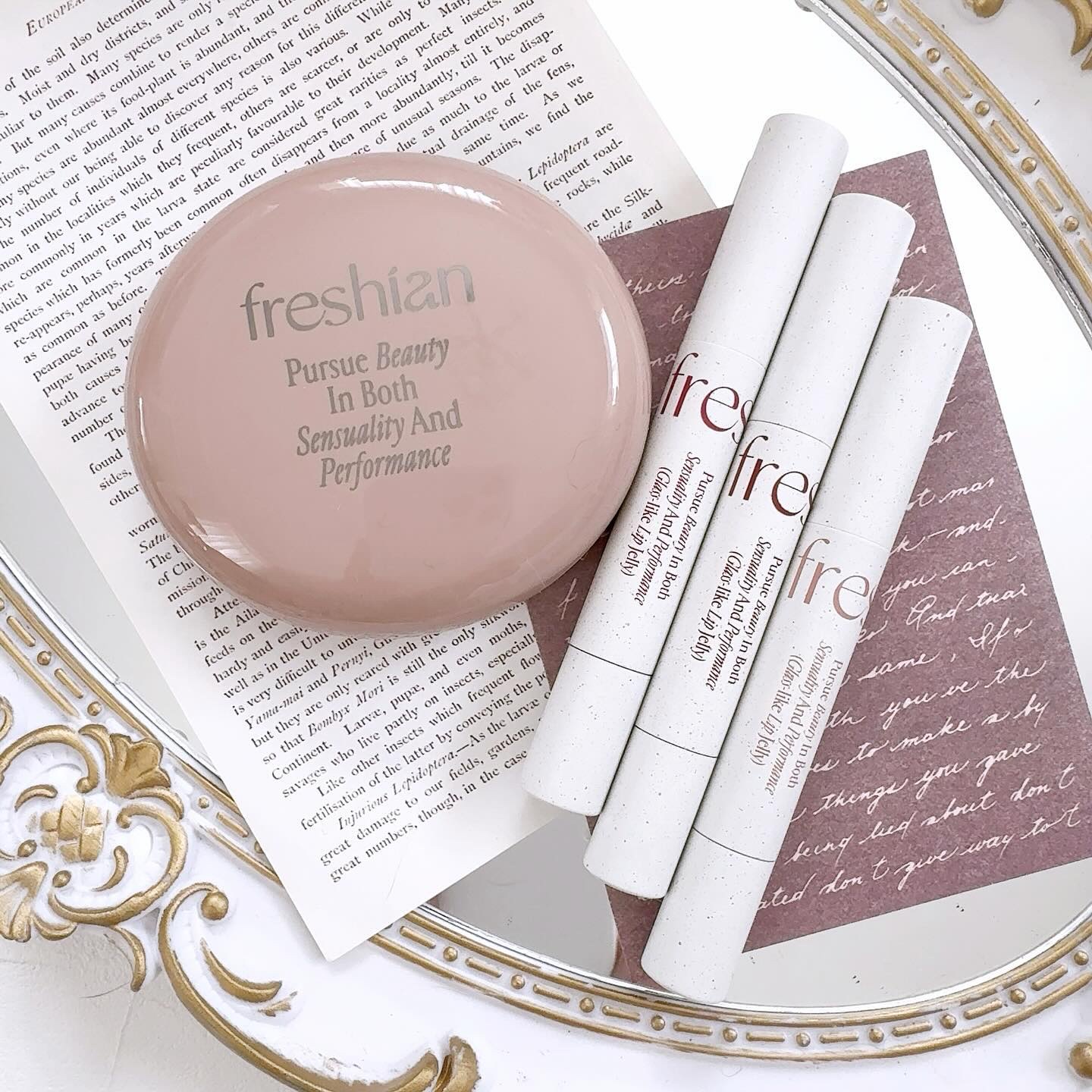 グラスライクリップジェリー/freshian/口紅を使ったクチコミ（2枚目）