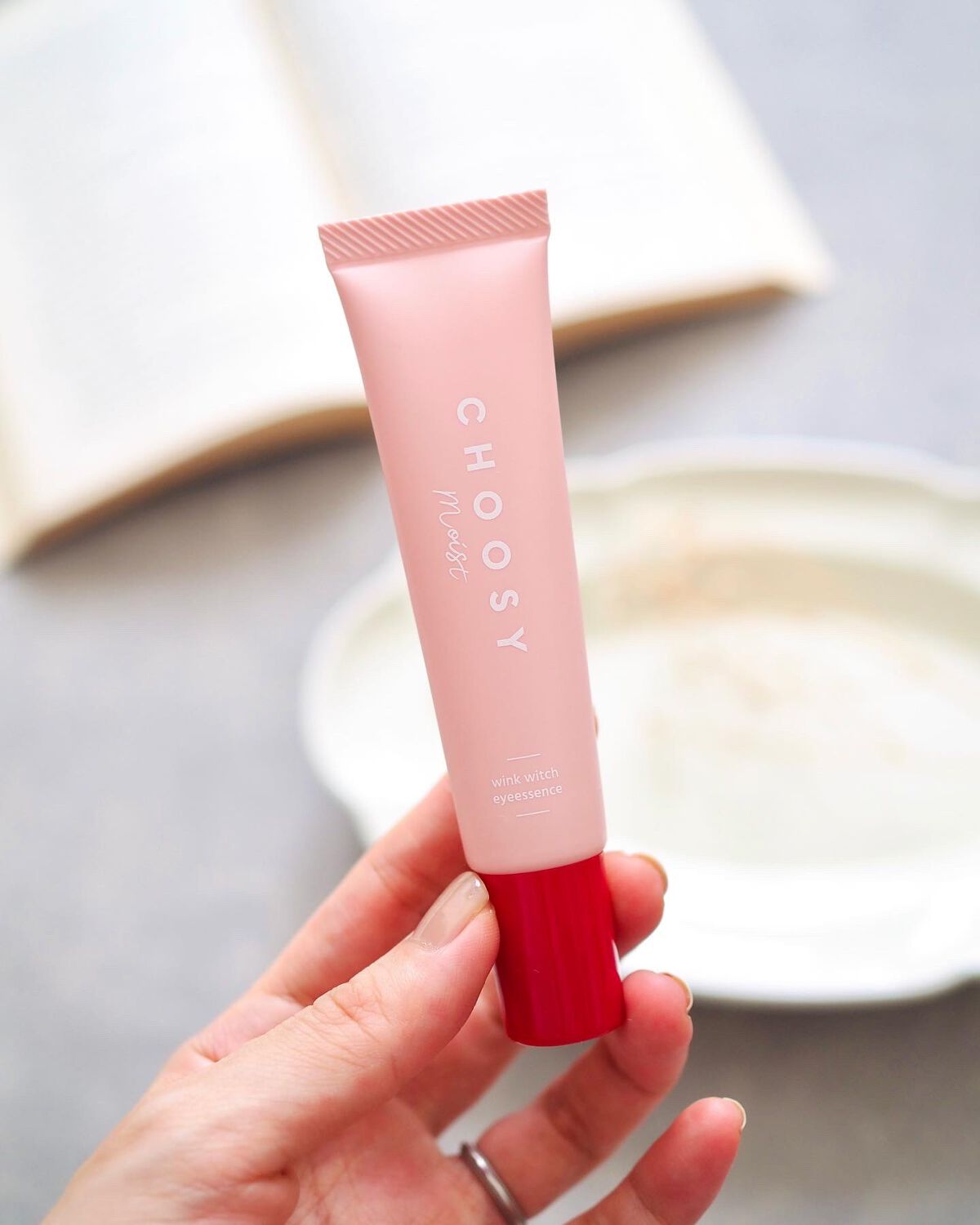 ウインクウィッチアイエッセンス/CHOOSY/アイケア・アイクリームを使ったクチコミ（2枚目）