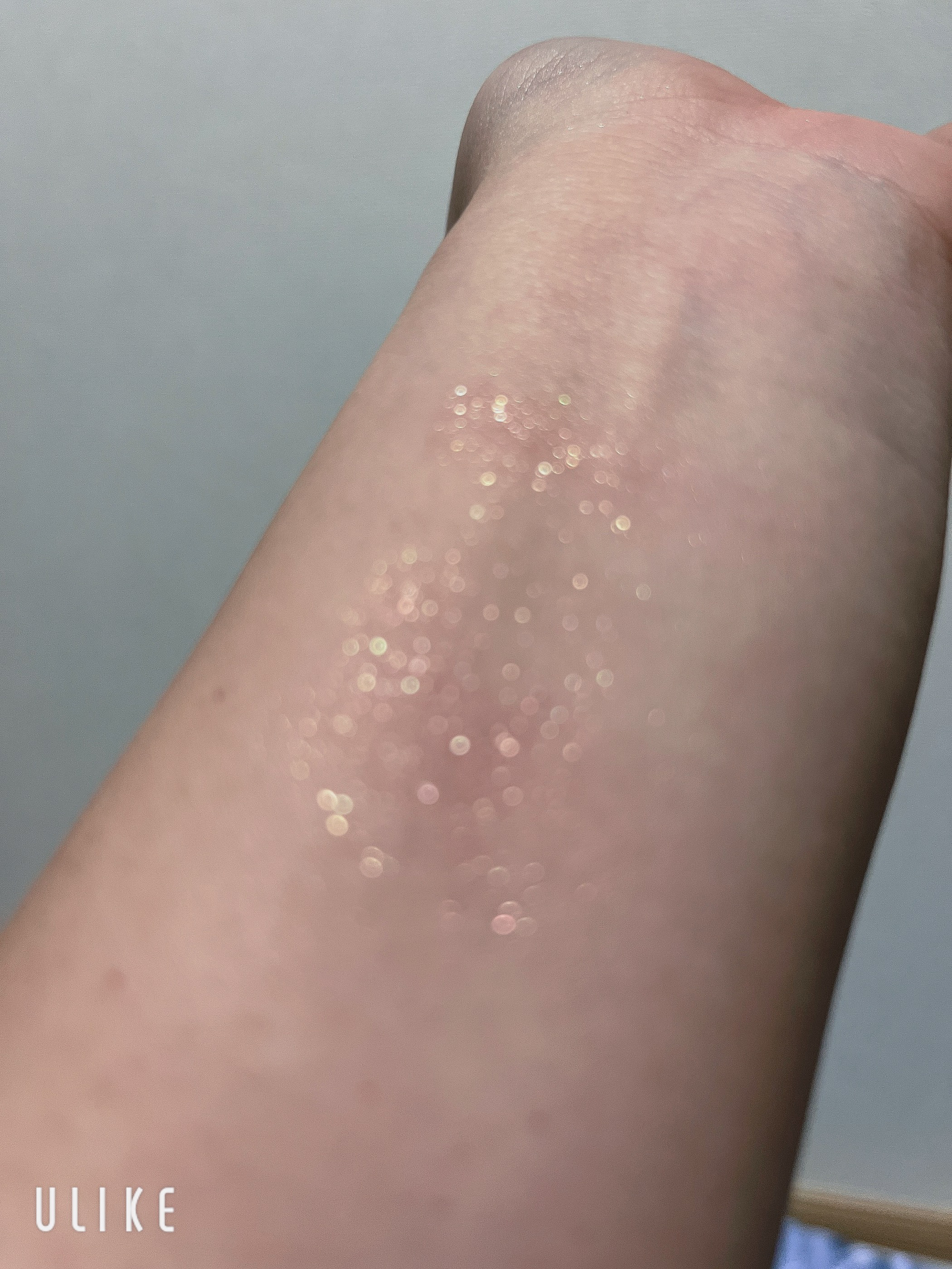 ラズル アイカラー/エレガンス ラズル /単色アイシャドウを使ったクチコミ（2枚目）