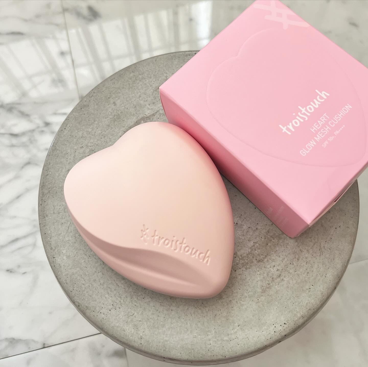 トワタッチ ハートクッション グロウメッシュ/troistouch/クッションファンデーションを使ったクチコミ（2枚目）