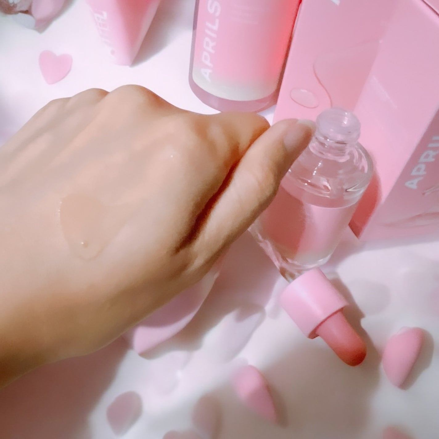 ピンクアロエムチンセラム/APRILSKIN/美容液を使ったクチコミ(3枚目)