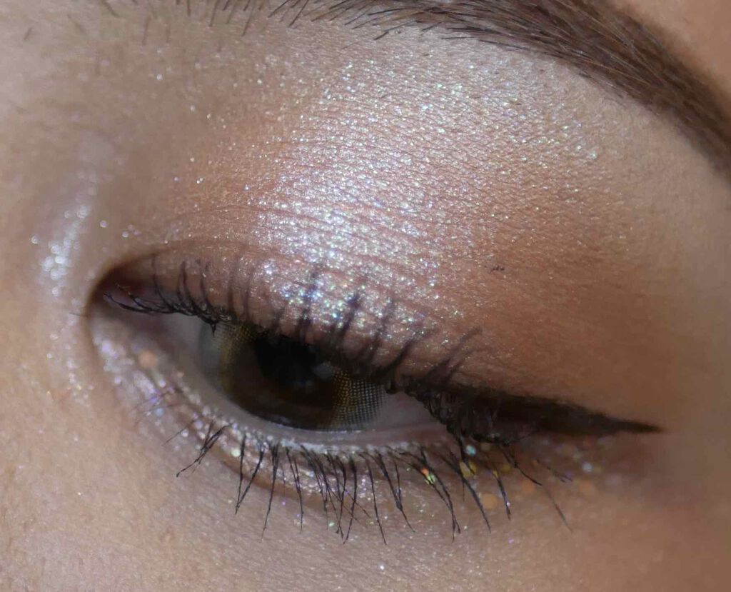 UR GLAM バウンシーハイライター/U R GLAM/パウダーハイライトを使ったクチコミ（3枚目）