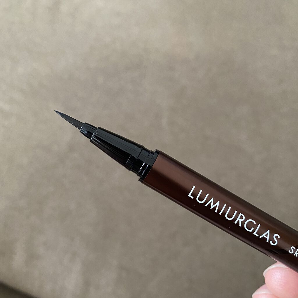 スキルレスライナー/LUMIURGLAS/リキッドアイライナーを使ったクチコミ（3枚目）