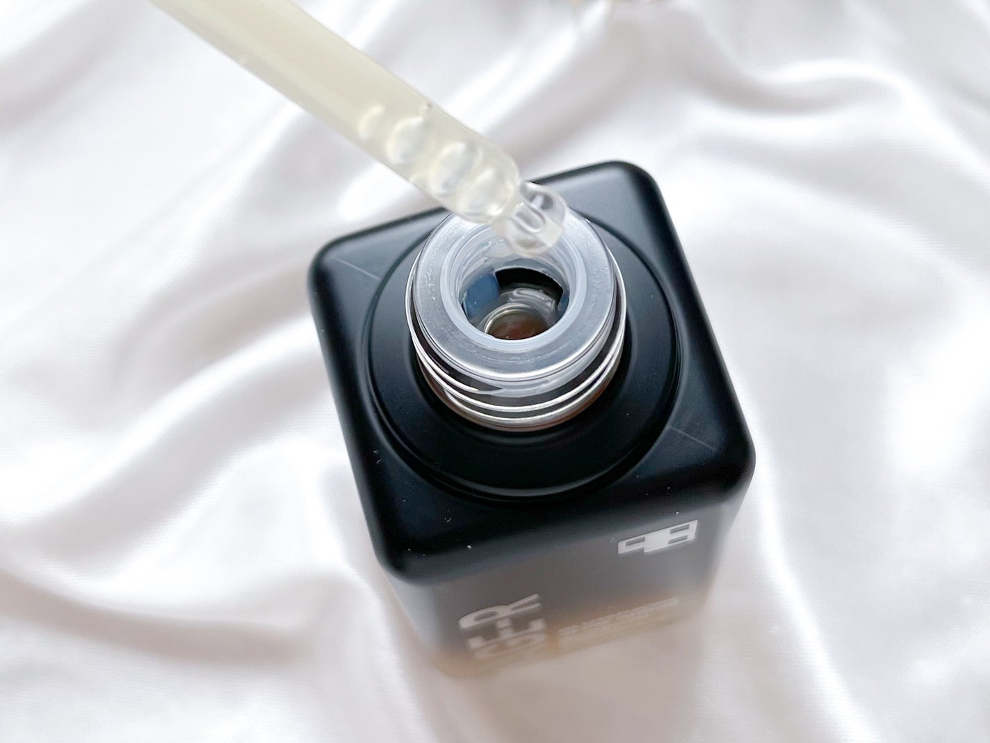 グルタチオングロウアンプル/MEDICUBE/美容液を使ったクチコミ(6枚目)