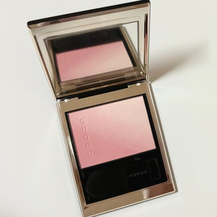 ブラーリング カラー ブラッシュ 01 淡音 -AWAOTO (ロウピンク × パールピーチ)/SUQQU/パウダーチークを使ったクチコミ(1枚目)