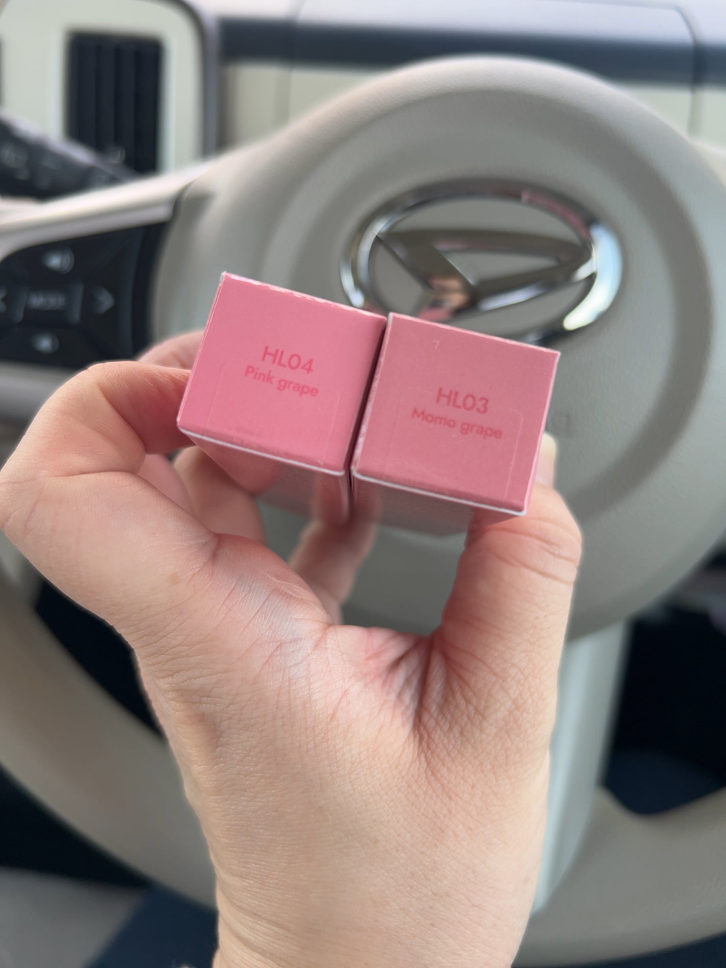 アンドバイロムアンド グラッシーボムティント/&nd by rom&nd/リップティントを使ったクチコミ(2枚目)