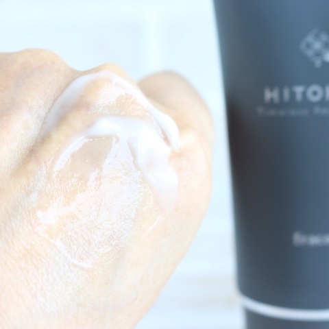 HITOKAN タイムレスリペアワンGR/fracora/オールインワン化粧品を使ったクチコミ（3枚目）