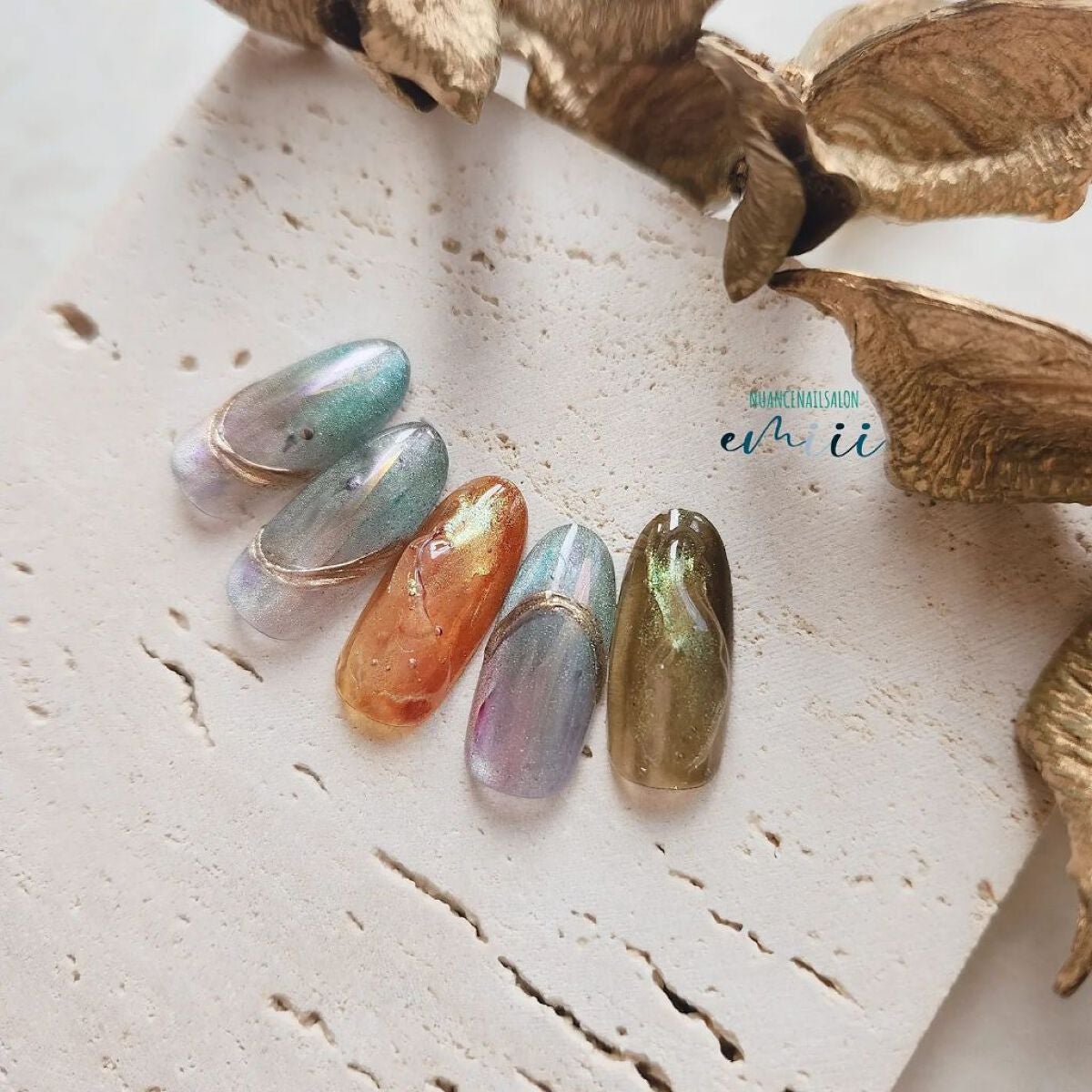 e_nails//フォロバ◎//ネイルとコスメ好きママ on LIPS 「ニュアンスネイル𓈒*⑅𓂃𓂃𓈒*⑅いつ作ったかわからないデザイン..」(2枚目)