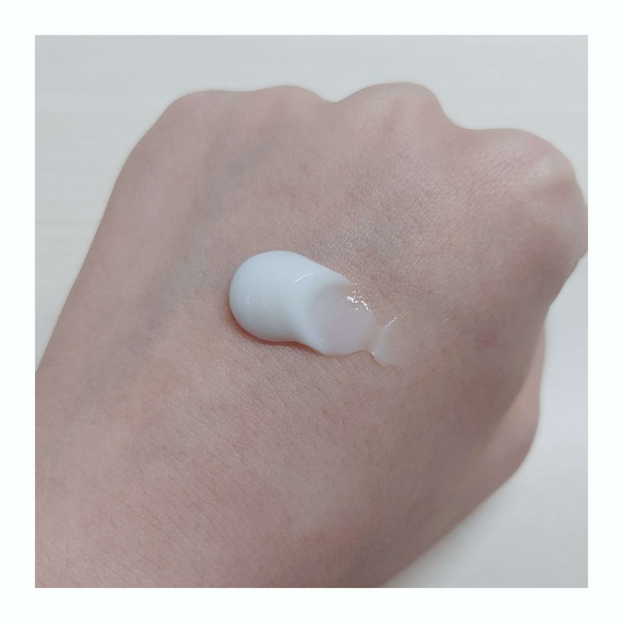 ウォーター EXスムージング ヘアマスク/ululis/ヘアマスク・ヘアパックを使ったクチコミ（2枚目）