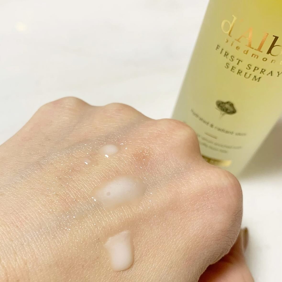 ダルバ ホワイトトリュフファーストスプレーセラム/ダルバ/ミスト状化粧水を使ったクチコミ（3枚目）
