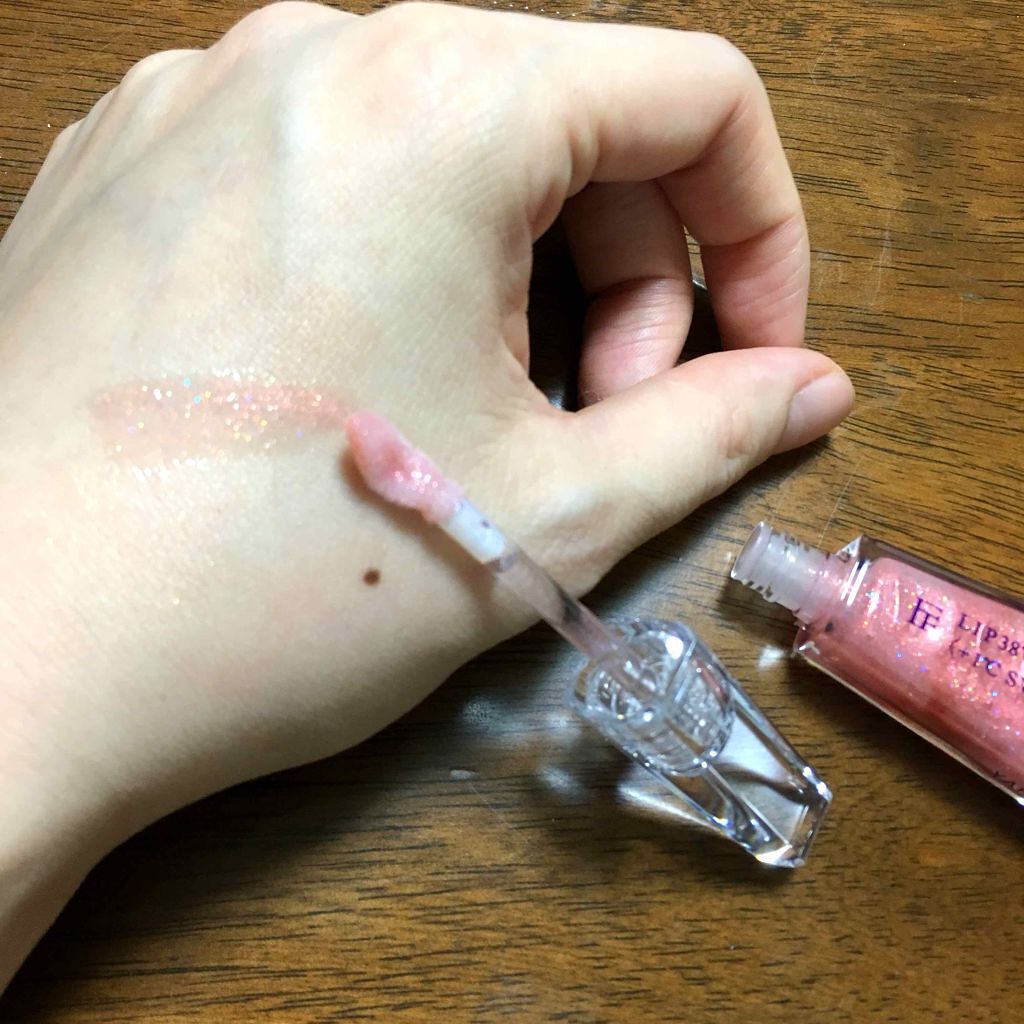 38°C / 99°F リップトリートメント (リップ美容液)/UZU BY FLOWFUSHI/リップケアを使ったクチコミ（2枚目）