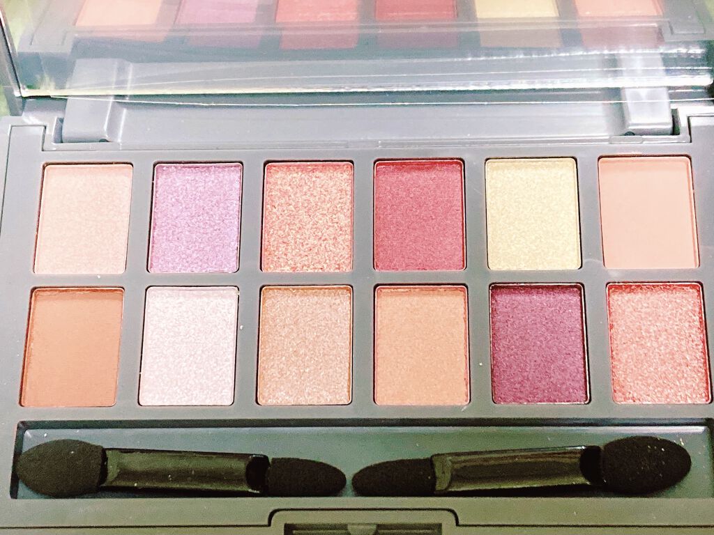 UR GLAM　BLOOMING EYE COLOR PALETTE/U R GLAM/アイシャドウパレットを使ったクチコミ（3枚目）