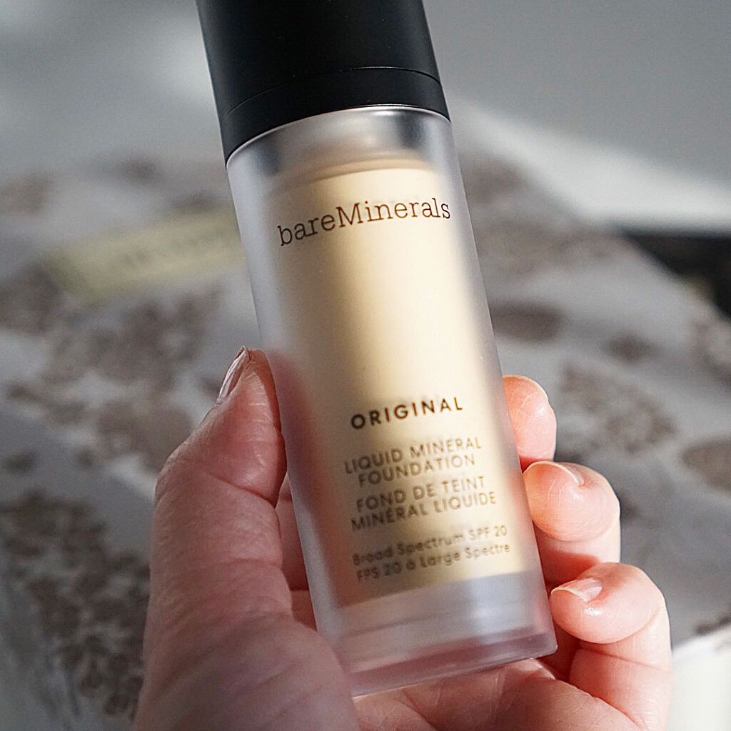 オリジナル  リキッド  ミネラル  ファンデーション フェアリーライト 03/bareMinerals/リキッドファンデーションを使ったクチコミ（3枚目）