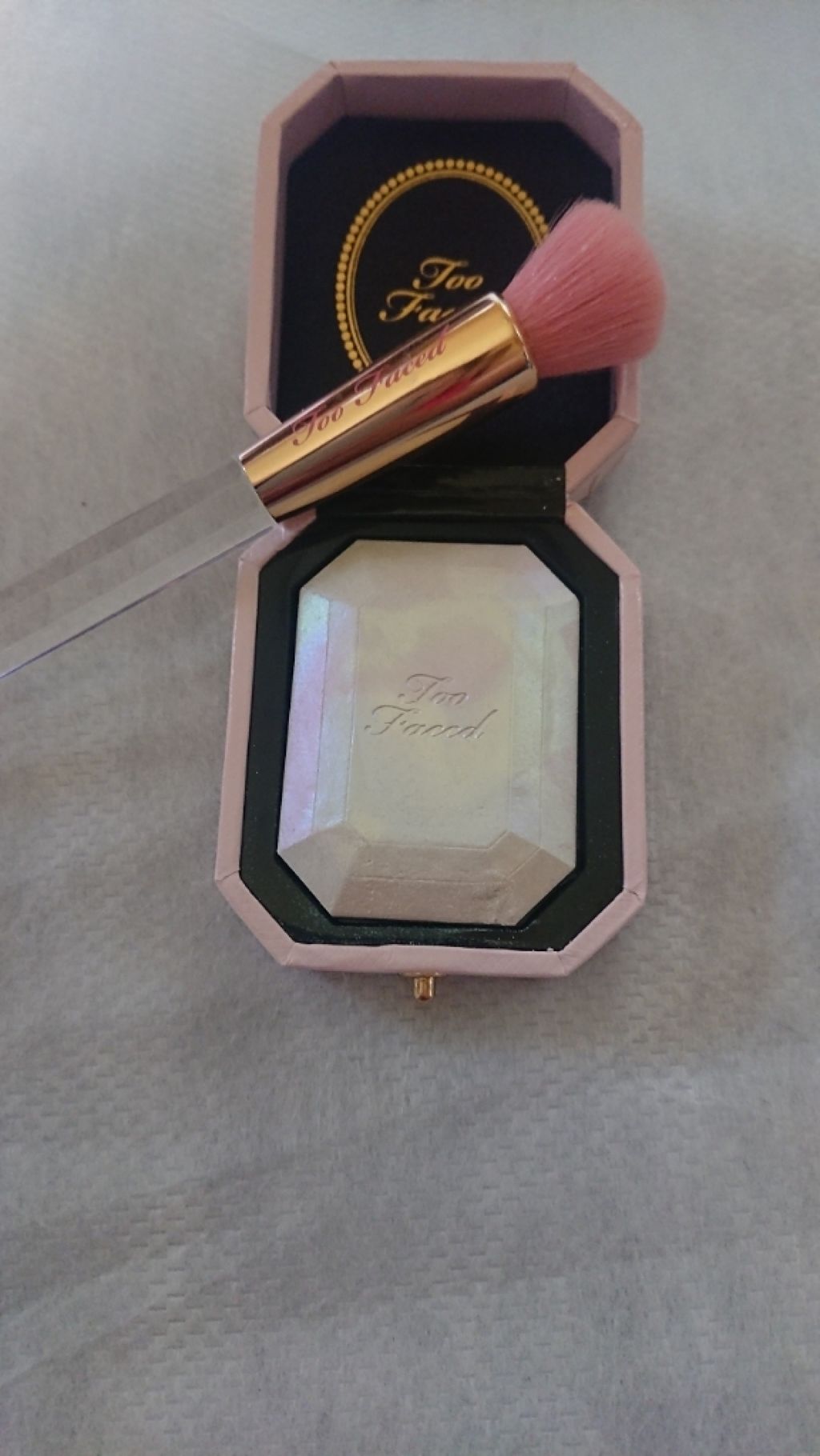 ジューシー マット ロングウェア リップスティック/Too Faced/口紅を使ったクチコミ（3枚目）