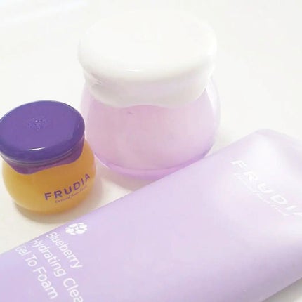 ブルーベリーハニーリップバーム/FRUDIA/リップバームを使ったクチコミ(2枚目)