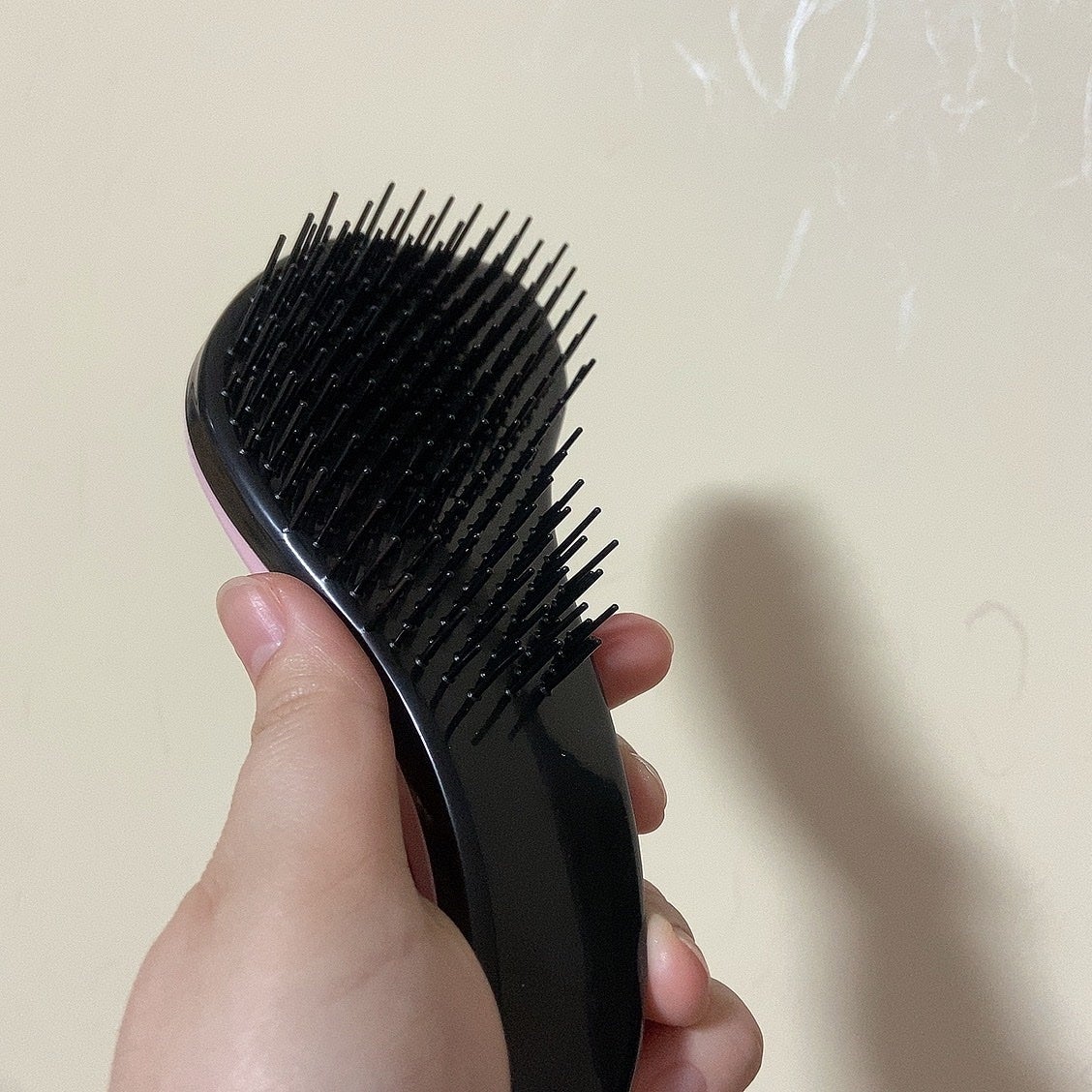 立体ヘアブラシ/DAISO/ヘアブラシを使ったクチコミ(4枚目)