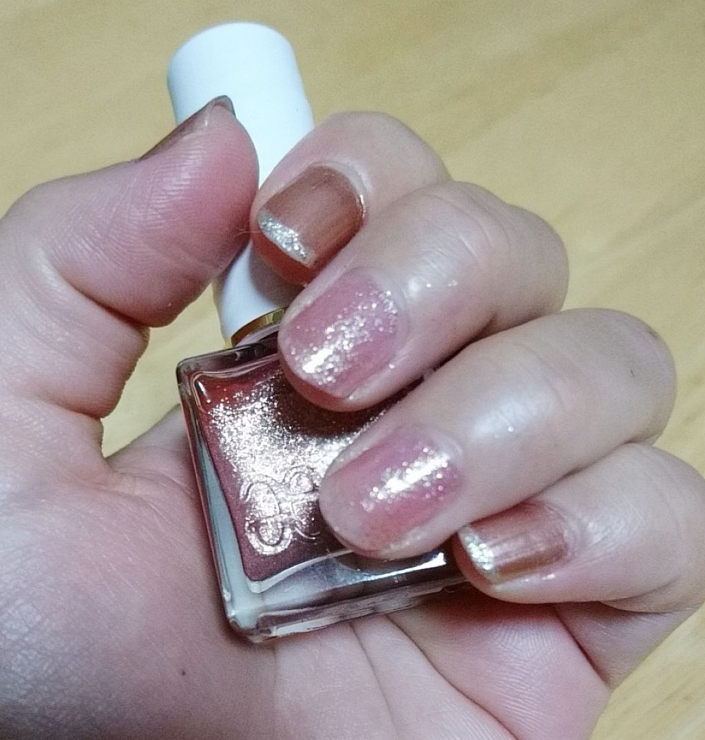 フローリックネイルラッカー/エレガンス クルーズ/マニキュアを使ったクチコミ（1枚目）