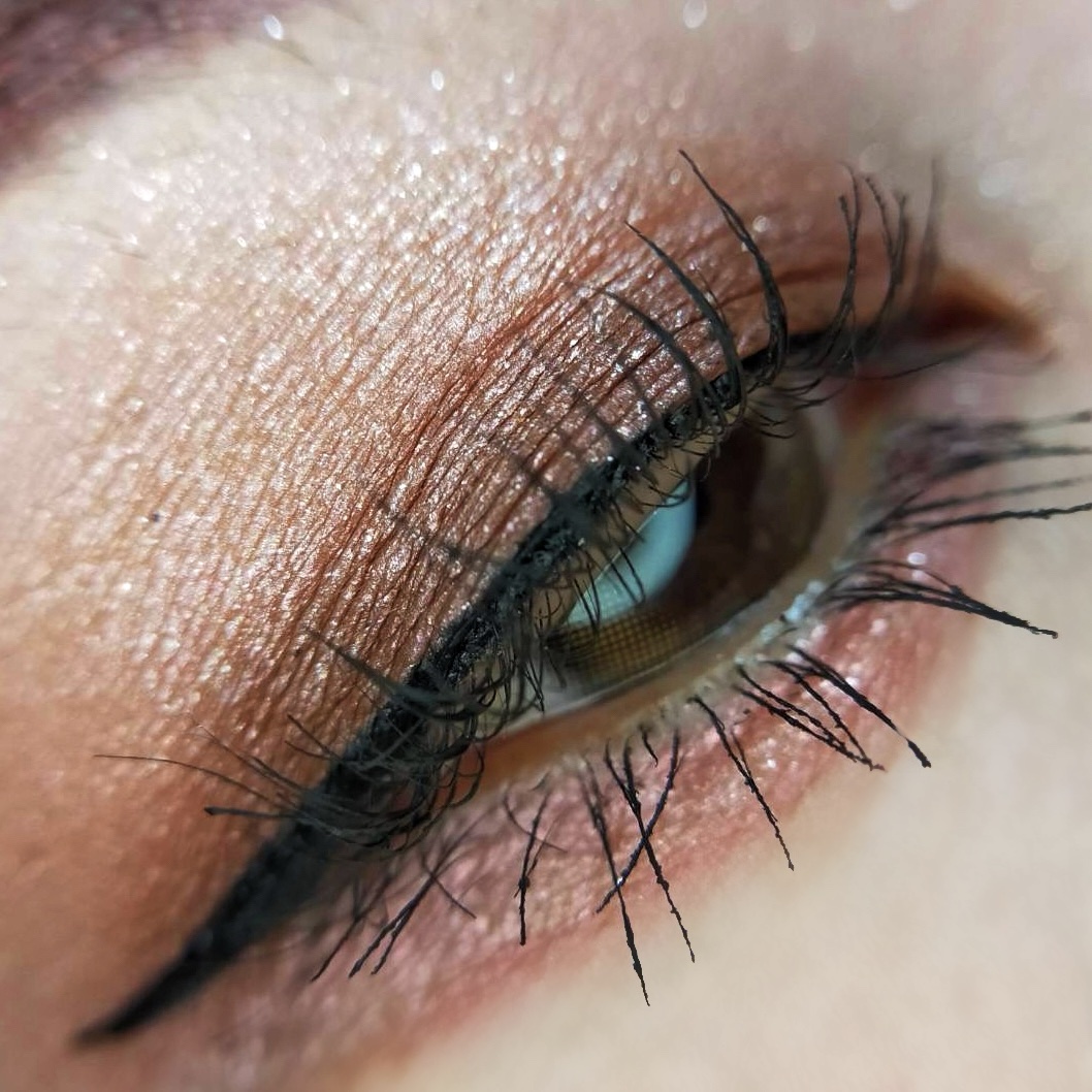 リュクス アイシャドウ クォード（STRUCK BY LUXE COLLECTION）/BOBBI BROWN/アイシャドウパレットを使ったクチコミ（2枚目）