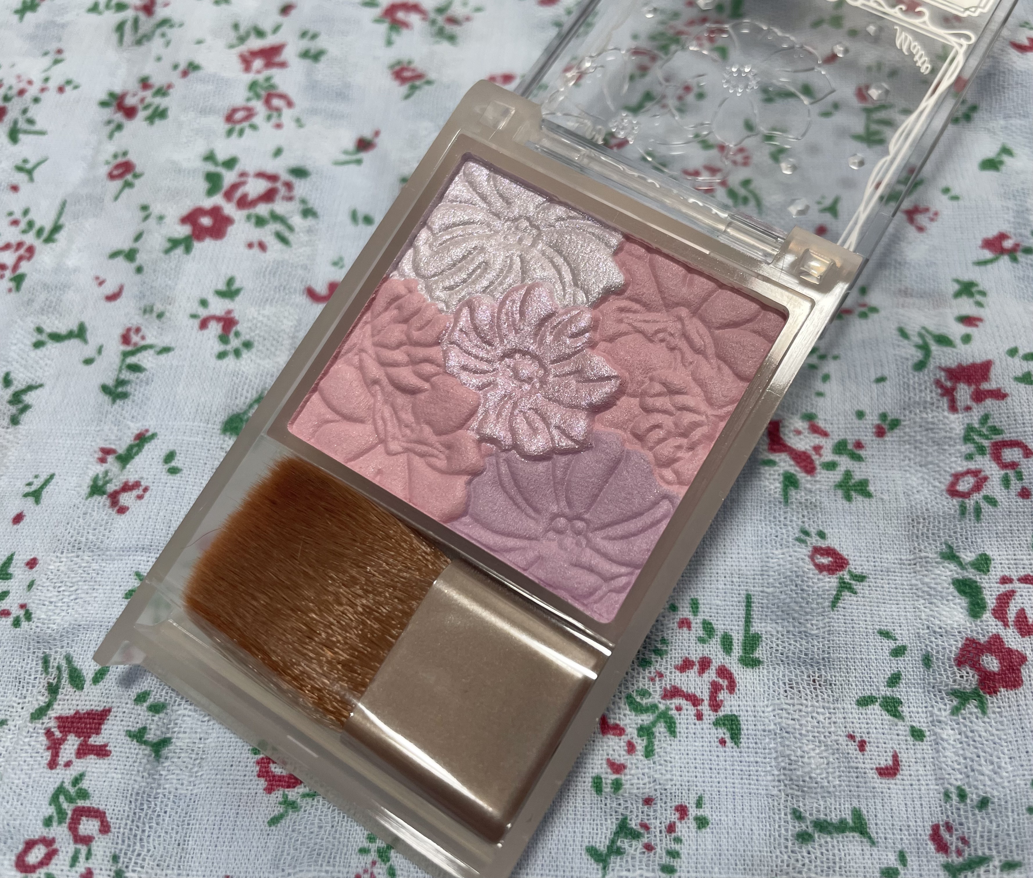 グロウフルールチークス（ブレンドタイプ）/キャンメイク/パウダーチークを使ったクチコミ（2枚目）