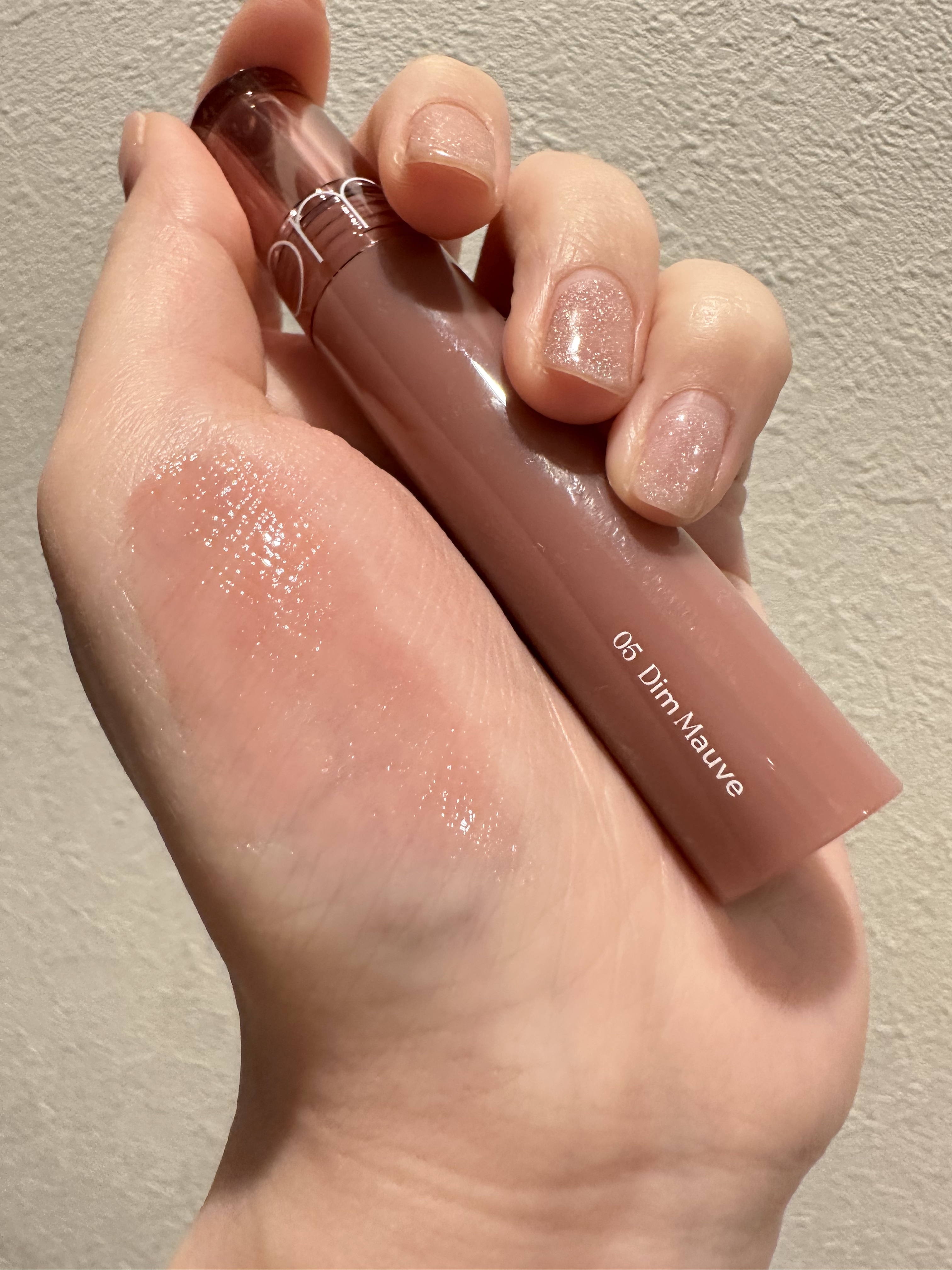 グラスティングカラーグロス/rom&nd/リップグロスを使ったクチコミ（2枚目）