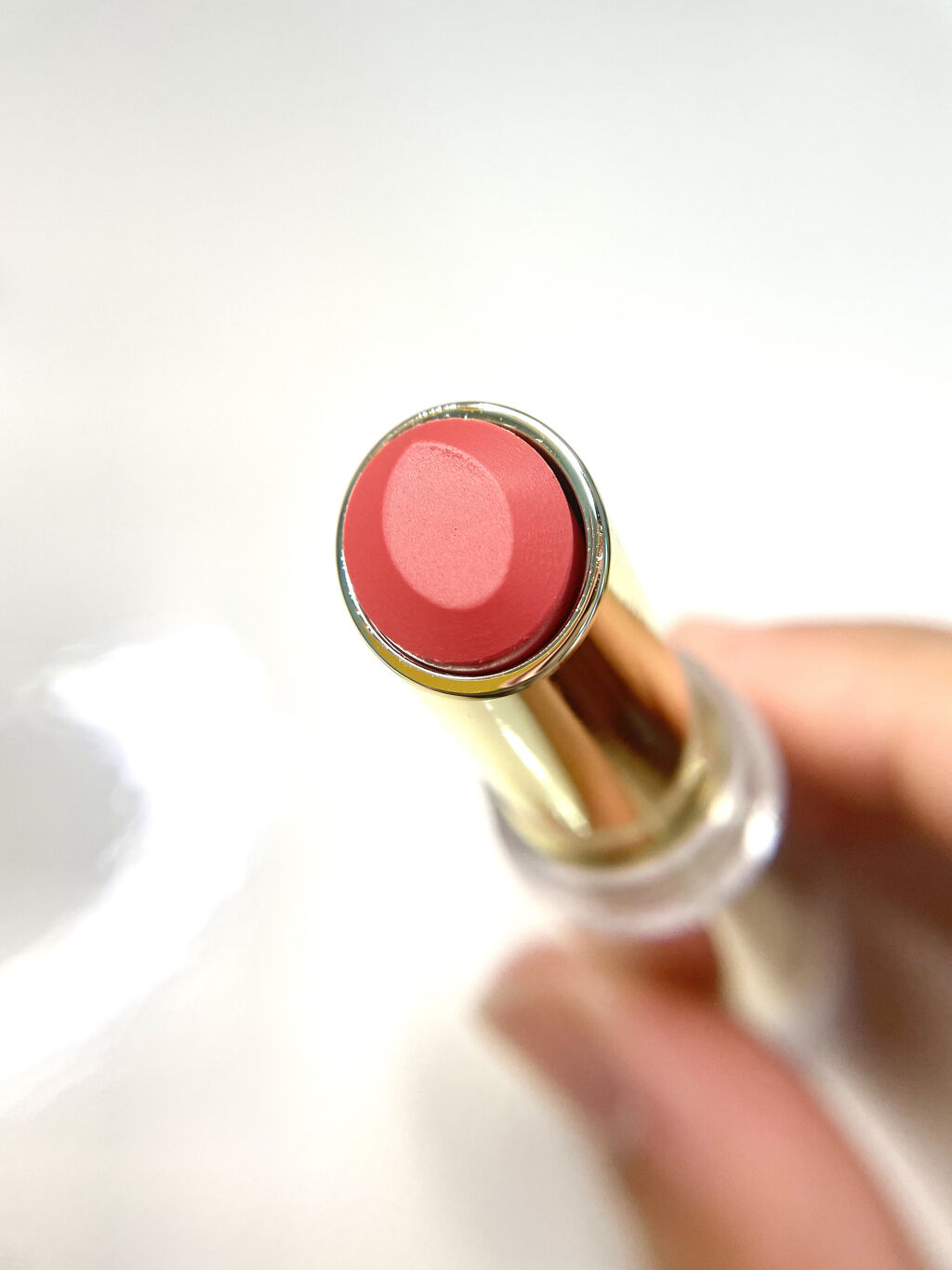 ラスティンググロスリップ/CEZANNE/口紅を使ったクチコミ（3枚目）