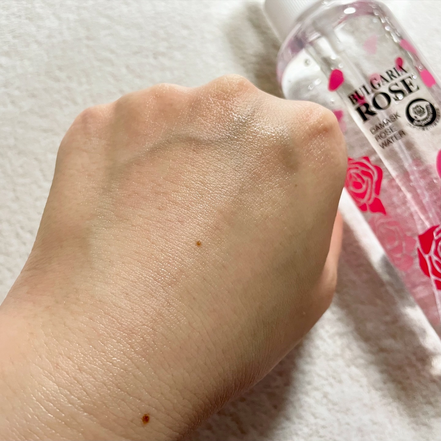 ダマスク ローズウォーター/ブルガリアローズジャパン/ボディローションを使ったクチコミ（3枚目）