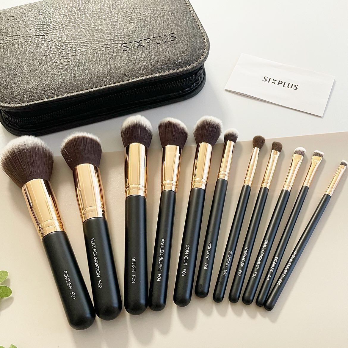 貴族のゴールド メイクブラシ11本セット 化粧ポーチ付き/SIXPLUS/メイクブラシを使ったクチコミ(8枚目)