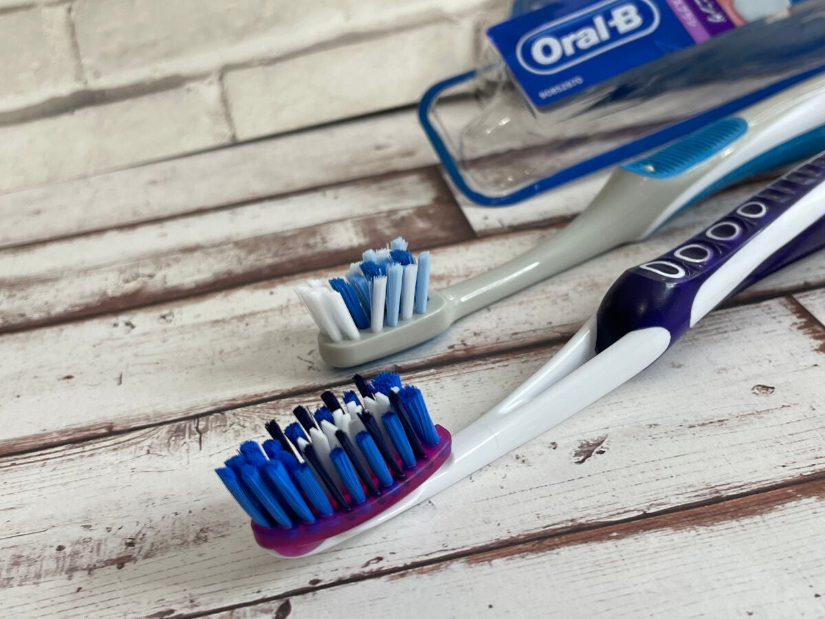 ちゃんまぃ on LIPS 「最近の歯ブラシのお気に入り‼️🟪オーラルBホワイトニングフレッ..」(3枚目)