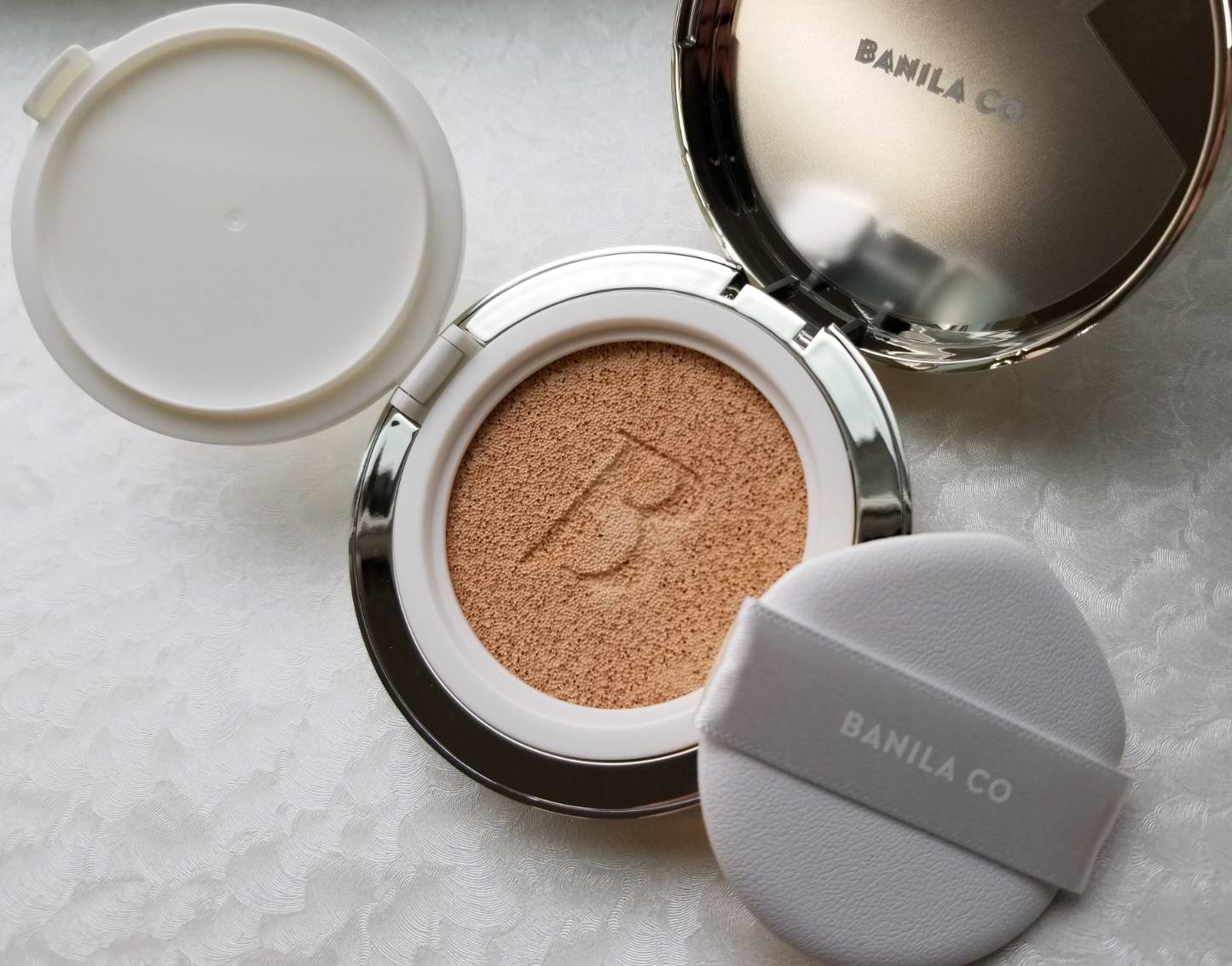 カバーリシャス アルティメット ホワイトクッション/BANILA CO/クッションファンデーションを使ったクチコミ（2枚目）