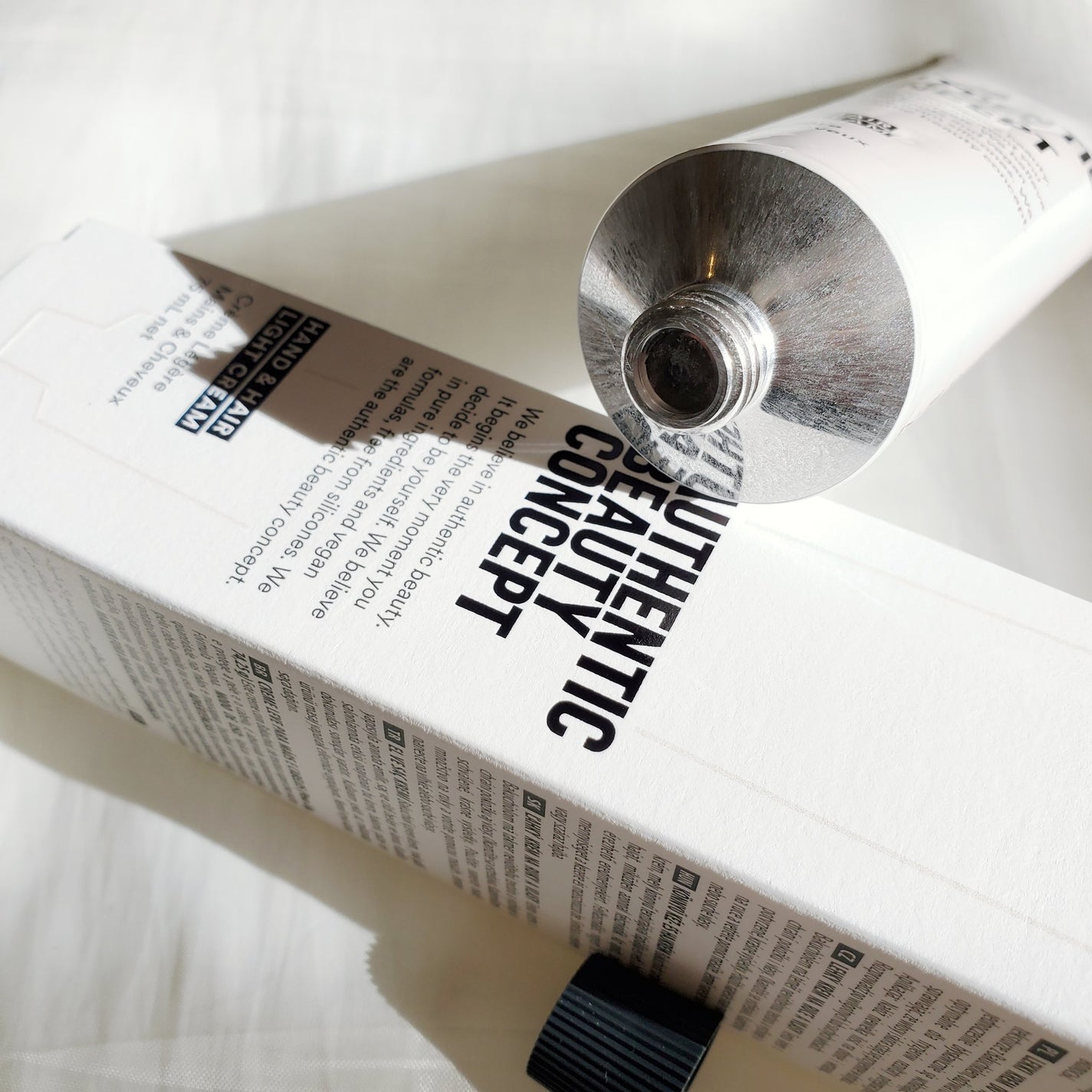 ハンド&ヘア ライトセラム/AUTHENTIC BEAUTY CONCEPT/ハンドクリームを使ったクチコミ(3枚目)