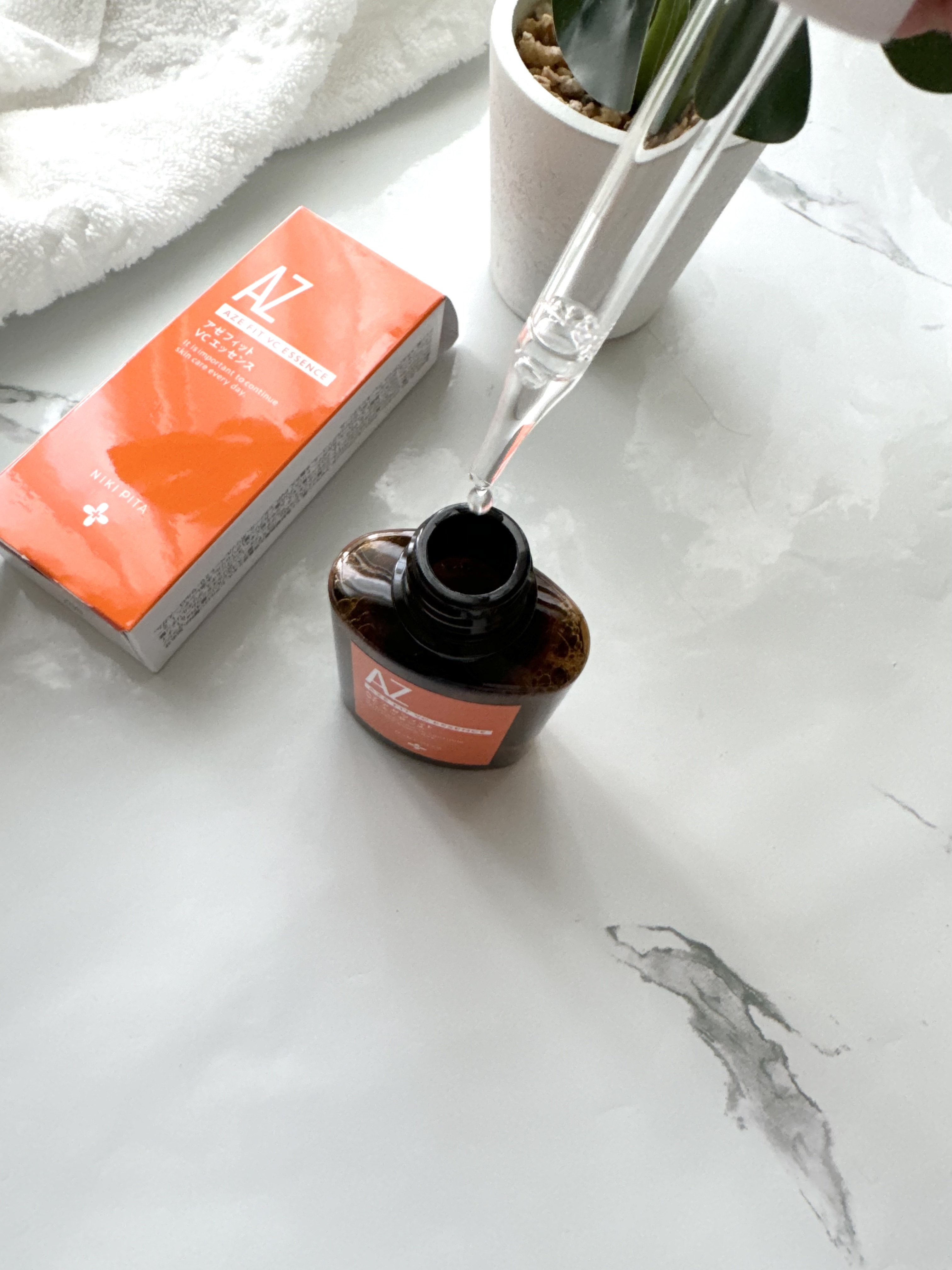 AZシリーズ アゼッフィト VCエッセンス/NIKI PITA/美容液を使ったクチコミ（2枚目）