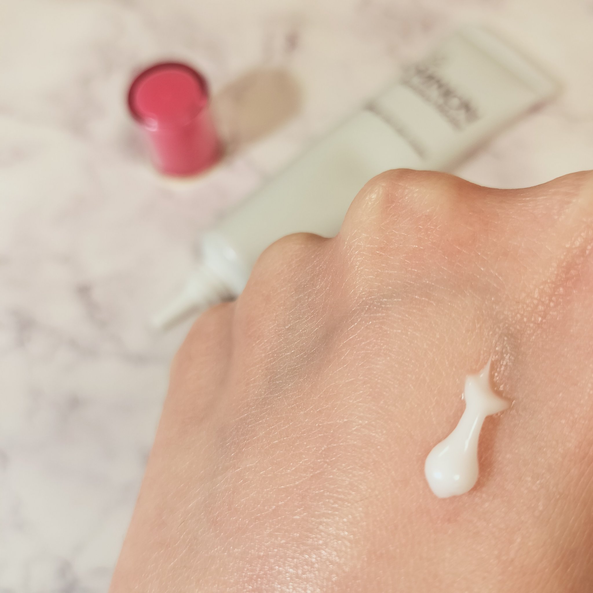 ミノン アミノモイスト エイジングケア アイクリーム/ミノン/アイケア・アイクリームを使ったクチコミ（2枚目）