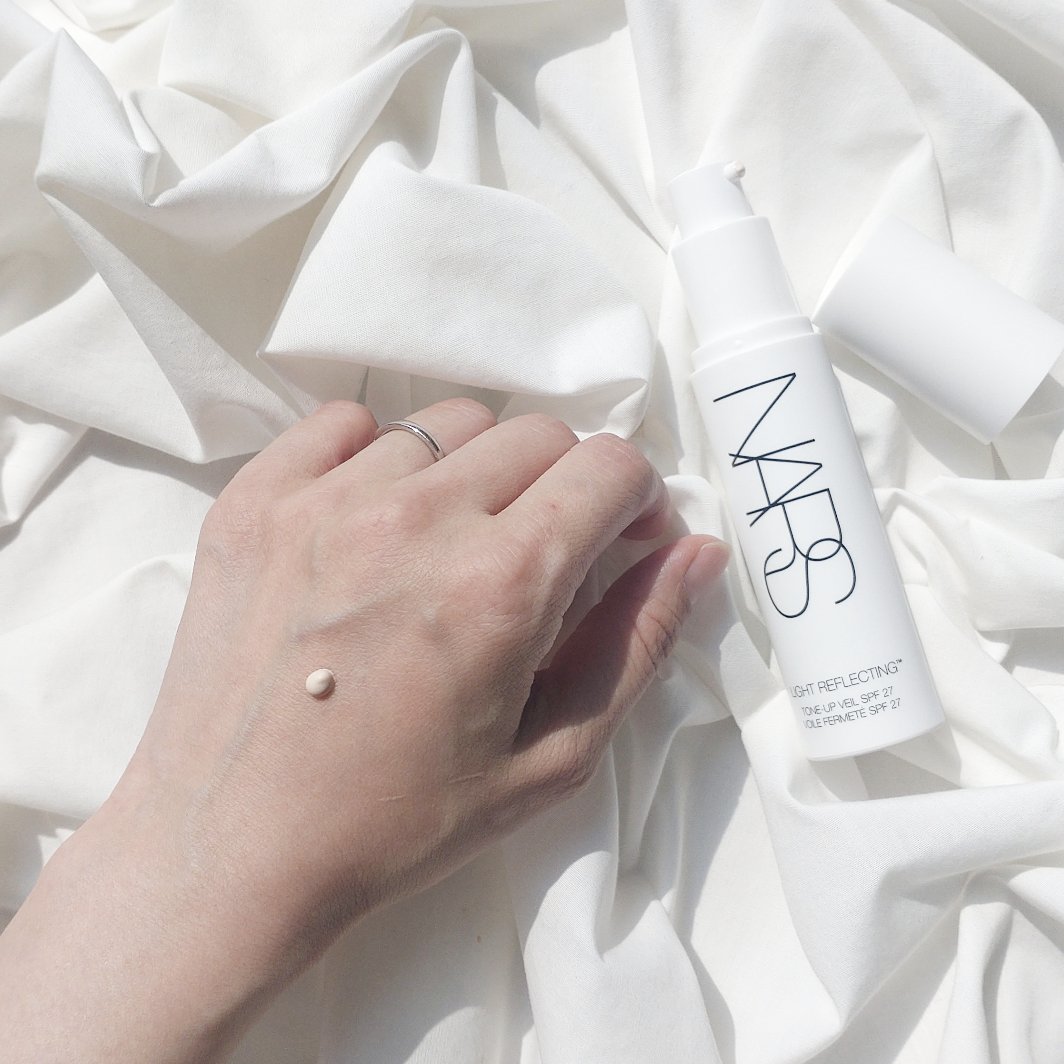 ライトリフレクティング　トーンアップヴェール/NARS/化粧下地を使ったクチコミ（3枚目）