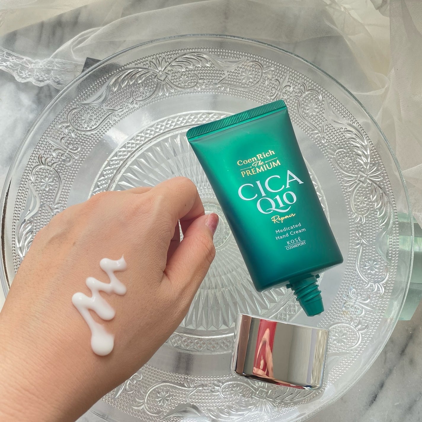 コエンリッチ ザ プレミアム 薬用リンクルナイト ハンドクリーム 【医薬部外品】/コエンリッチQ10/ハンドクリームを使ったクチコミ(4枚目)