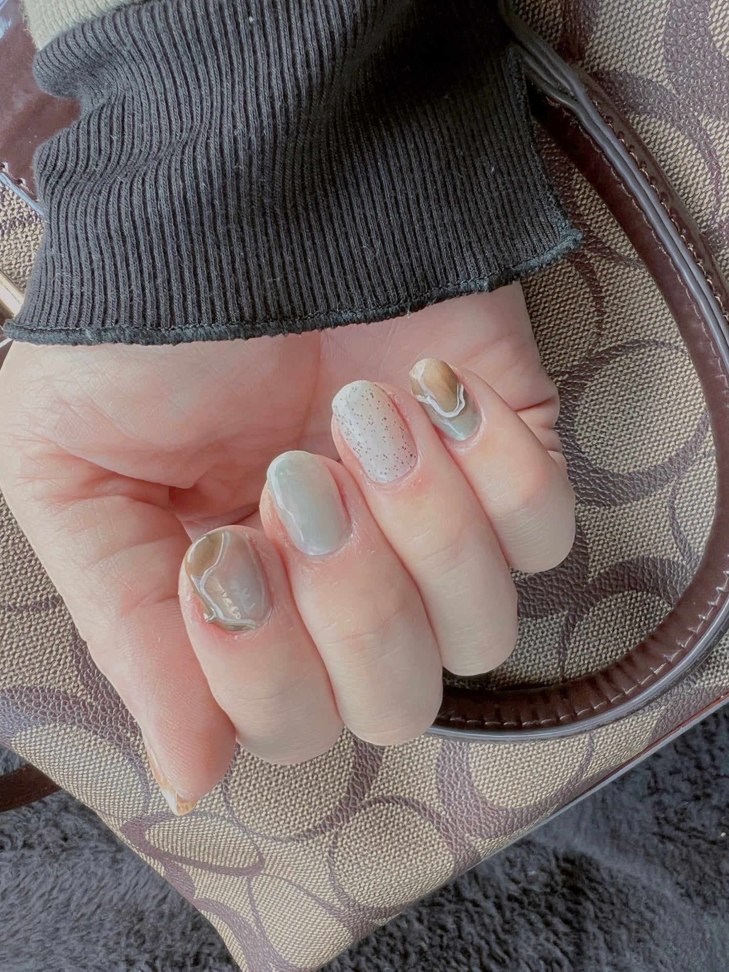 ジェルネイルシール/キャンドゥ/ネイルシールを使ったクチコミ(3枚目)