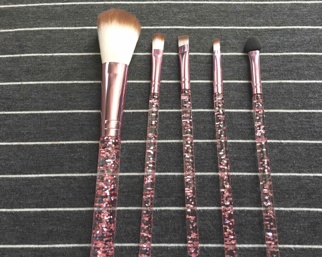 メイクブラシセット/3COINS/メイクブラシを使ったクチコミ(2枚目)