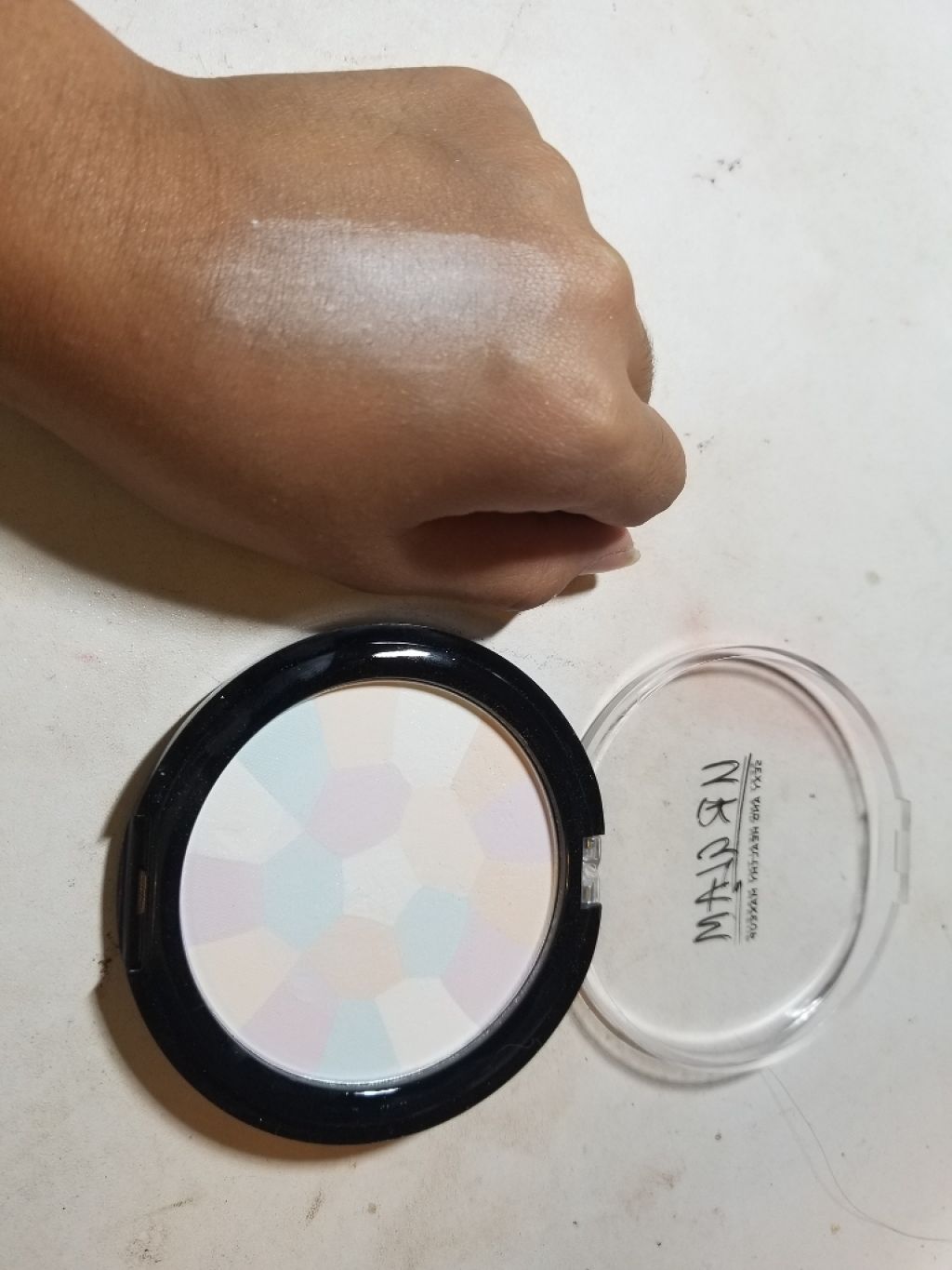 UR GLAM MARBLE FACE POWDER/U R GLAM/プレストパウダーを使ったクチコミ(2枚目)