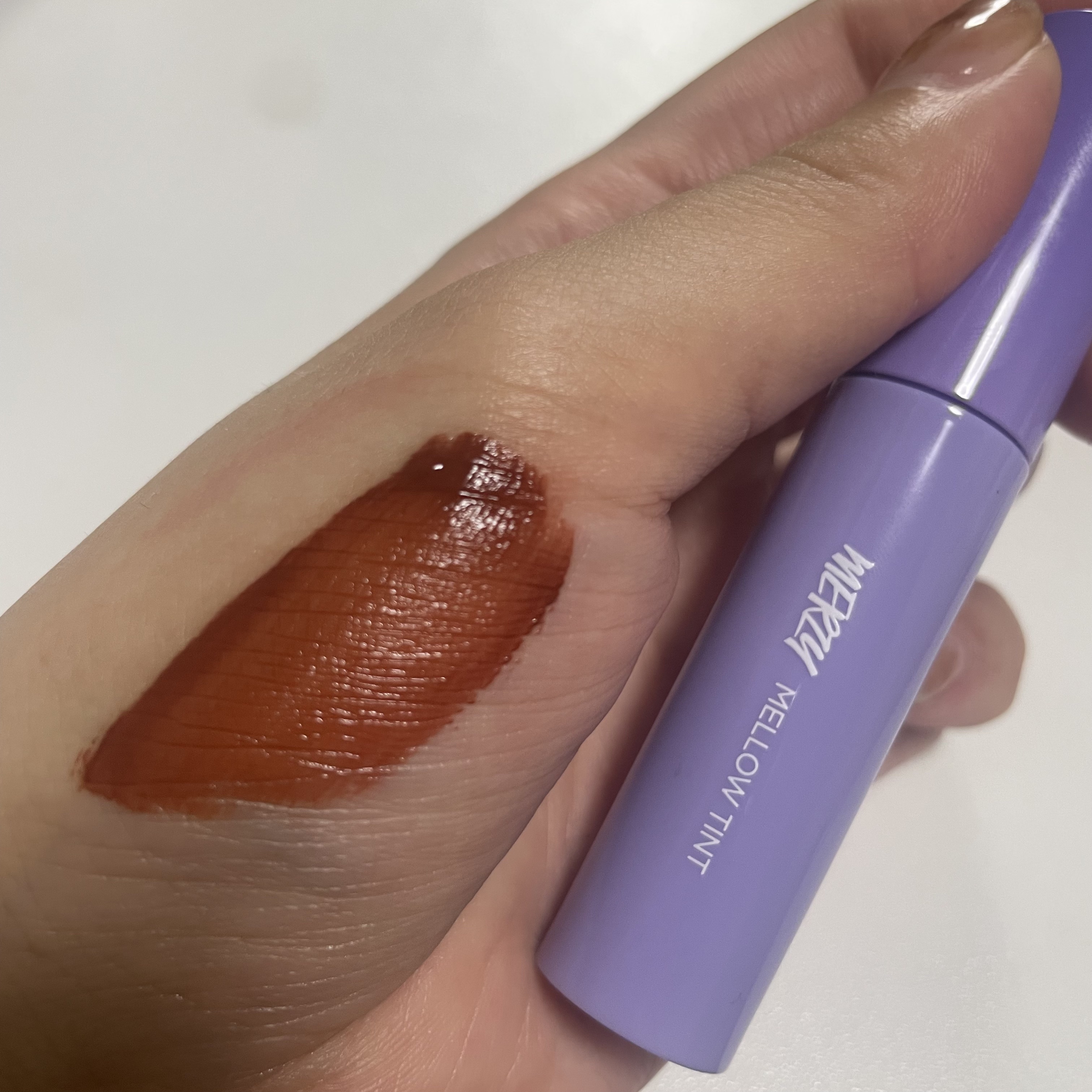 ドリーミーレイトナイト メロウティント M10 ゲットハイラスト/MERZY/リップティントを使ったクチコミ（2枚目）