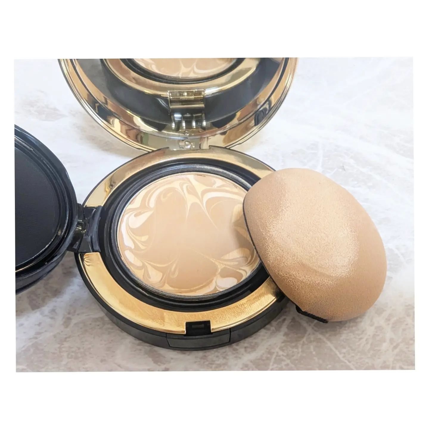 SIGNATURE ESSENCE COVER PACT　 インテンスカバー(23号)/AGE20’s/クリーム・エマルジョンファンデーションを使ったクチコミ（3枚目）